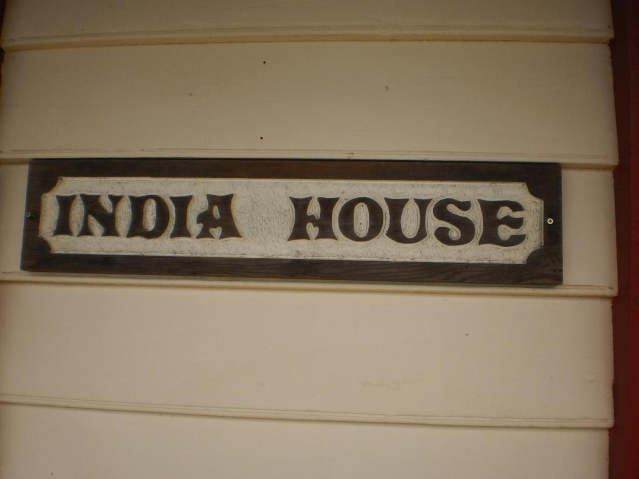 India House & Ica Whare In Whareama, Nr Riversdale Beach Szoba fotó